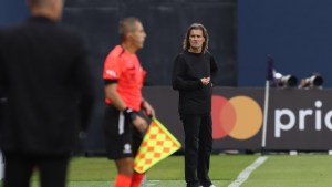 En San Lorenzo ponen en duda la continuidad de Insua al frente del equipo