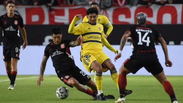 Estudiantes venció a Boca en La Plata y se acercó a la clasificación a cuartos de final de la Copa de la Liga. 