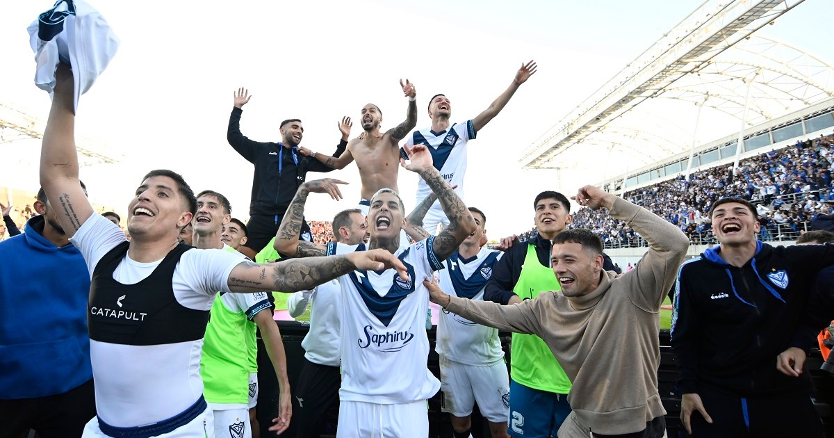 Vélez le ganó por penales a Argentinos Juniors y es el primer finalista de la Copa de la Liga thumbnail