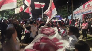 “Los sueños no se rematan”, el pueblo con un banderazo sale a defender al Club Atlético Chimpay