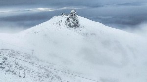Así llegó la nieve al Cerro Catedral de Bariloche: mirá cómo congelar los precios para esquiar