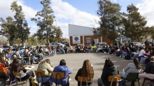 Paro universitario: hubo clases públicas en Viedma por la «crisis» que atraviesan las instituciones