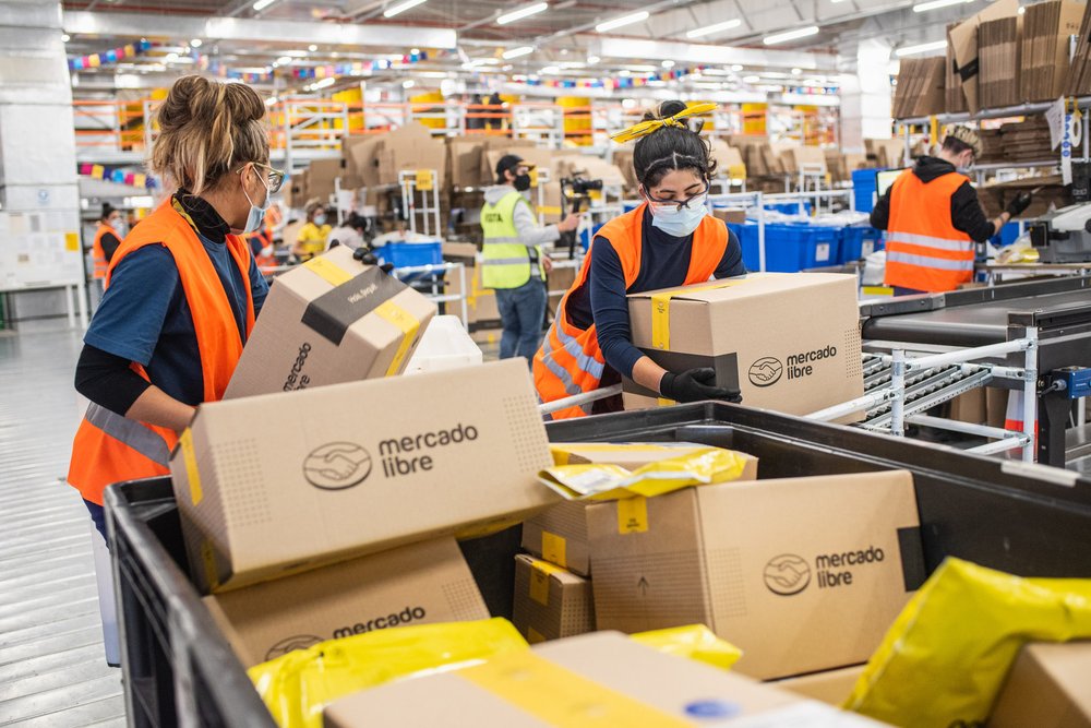 En medio de la polémica por las AUH, Mercado Libre anunció 18.000 nuevos  puestos en Argentina - Diario Río Negro
