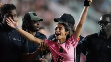 Monterrey anunció que habrá sanción para quienes invadan el campo de juego para saludar a Messi.