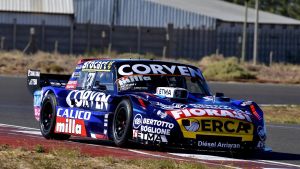 TC en Neuquén: Manu Urcera hizo un trabajo perfecto, ganó y es el nuevo líder del campeonato