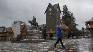 Alerta por lluvia para Bariloche y Villa La Angostura este miércoles y jueves: los peores horarios