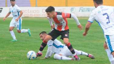 Rincón sumó su primer punto como visitante en el Federal A. (Foto: Gentileza Samanta Marco - La Nueva)