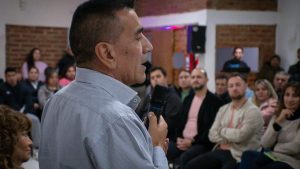 Rioseco reagrupó a su partido en Cutral Co: «En momentos crudos y difíciles se crean hombres fuertes»