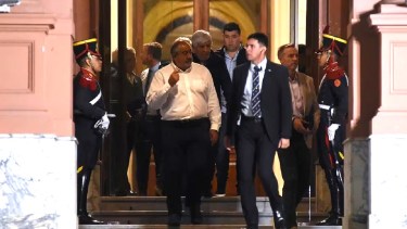 El silencio de la CGT y el comunicado de ocasión difundido por el gobierno después de más de tres horas de reunión reflejó la distancia que los separa. 