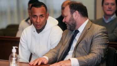 Sebastián Villa llegó a un acuerdo económico con la mujer que lo denunció por abuso sexual y el juicio no se haría.