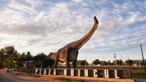 Larraza: “Plaza Huincul será la ciudad que más va a crecer en Vaca Muerta, ordenada y transparente hacia el futuro” 