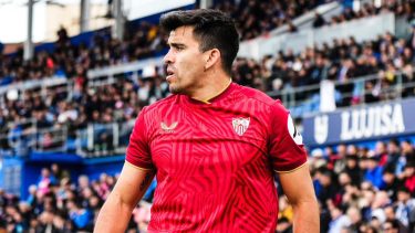 El campeón del mundo sufrió insultos racistas en el partido que Sevilla venció al Getafe de visitante en La Liga española. 