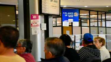 El descuento no podrá superar el 50% del haber. Foto Matías Subat.