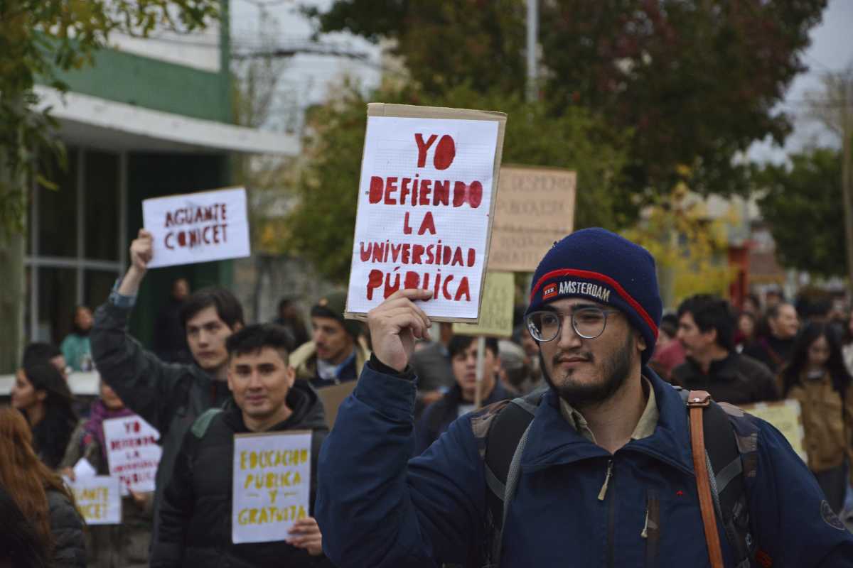 Marcha universitaria del martes 22: horarios en y Río Negro (Foto: Archivo Andres Maripe)