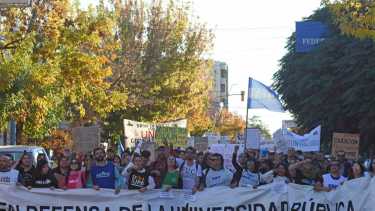 Los gremios universitarios vuelven a paro tras el veto presidencial. Foto: Archivo Andrés Maripe