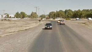 Dobló para entrar a la Universidad en Viedma y chocó a una moto: deberá indemnizar al motociclista