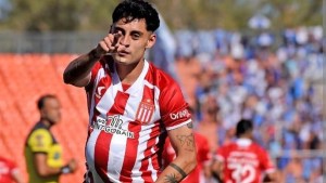 El gesto de Estudiantes con Javier Altamirano de cara al debut en la Copa Libertadores