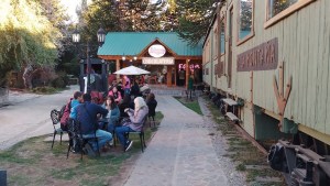 Villa Pehuenia: Semana Santa a pleno y ya se viene la Fiesta Nacional del Chef Patagónico