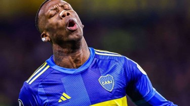 ¿Boca pierde otro lateral?: Advíncula sigue con fiebre y no entrenó por segundo día consecutivo
