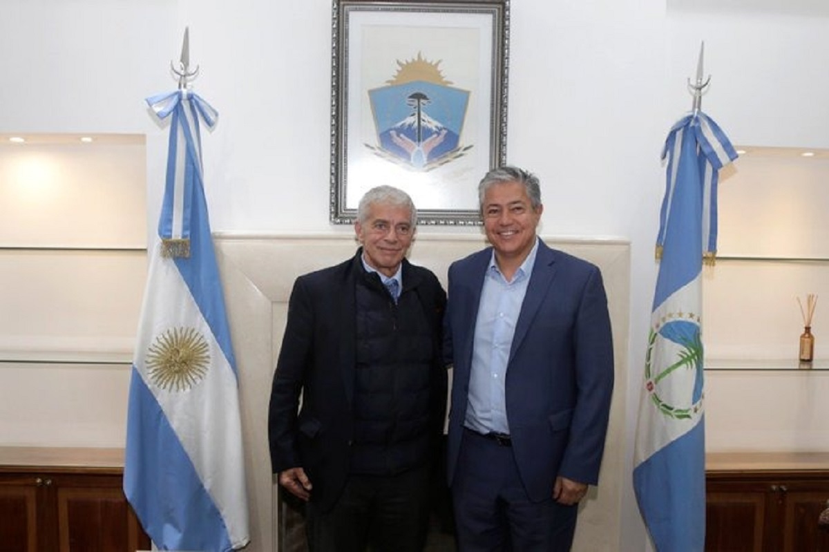Cúneo Liberona se reunión con Rolando Figueroa en Neuquén. Foto: gentileza Ministerio de Justicia. 