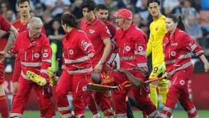 Alerta en Italia: un compañero de Dybala y Paredes se descompensó y el partido fue suspendido