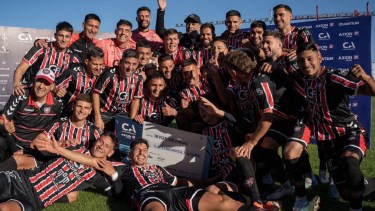 Chacarita le ganó a Tigre por penales en la Copa Argentina.