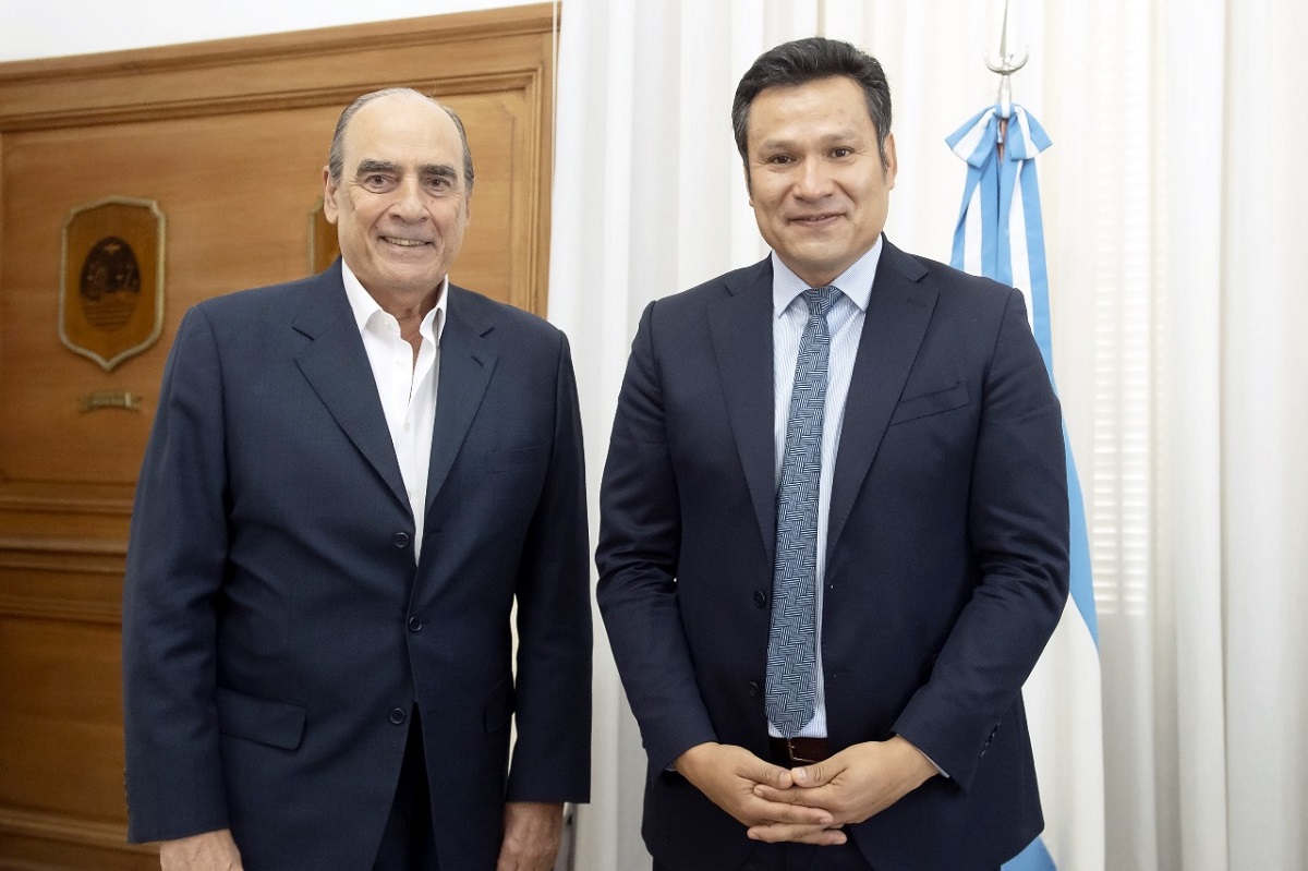 El diputado por Neuquén se reunió con el ministro del Interior, Guillermo Francos. Foto: prensa Osvaldo Llancafilo. 