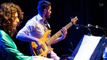 Sabina Muruat y Víctor Valdebenito, músicos de Jazz FCP, que este sábado estrena "Voces del Jazz".