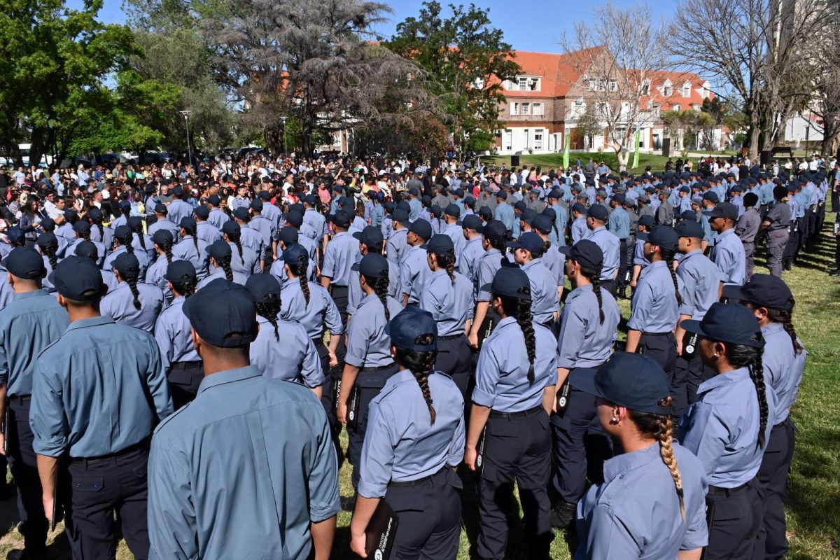 Unos 8.000 policías rionegrinos recibirían la compensación si aceptan la propuesta de pago de la Provincia por la zona desfavorable. Foto: Marcelo Ochoa