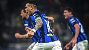 El Inter de Lautaro Martínez se consagró campeón de la Serie A en el clásico ante Milan
