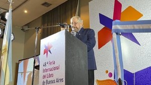 Duras críticas a Milei en la inauguración de la Feria del Libro: «No se sonroja y pide participar»