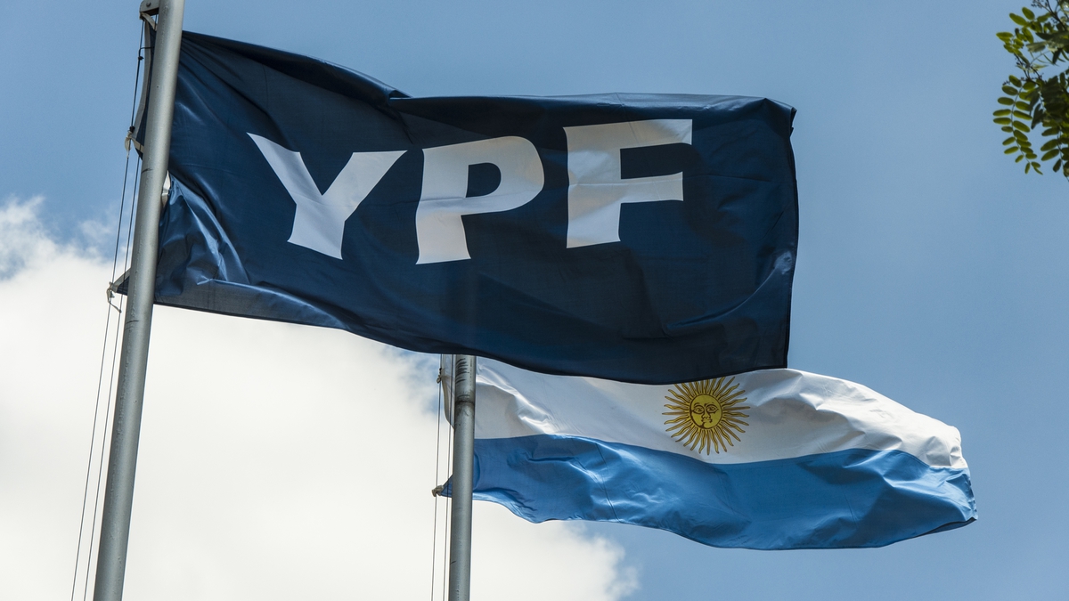 YPF definió en asamblea un aumento para sus directores. Foto: Archivo.  