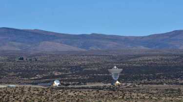 La estación contiene una antena de 35 metros de diámetro para seguir las misiones espaciales. Foto: Matías Subat.