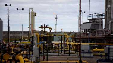 YPF puso a la venta 55 áreas petroleras de todo el país, algunas clave para Río Negro y Neuquén. Foto: Matías Subat