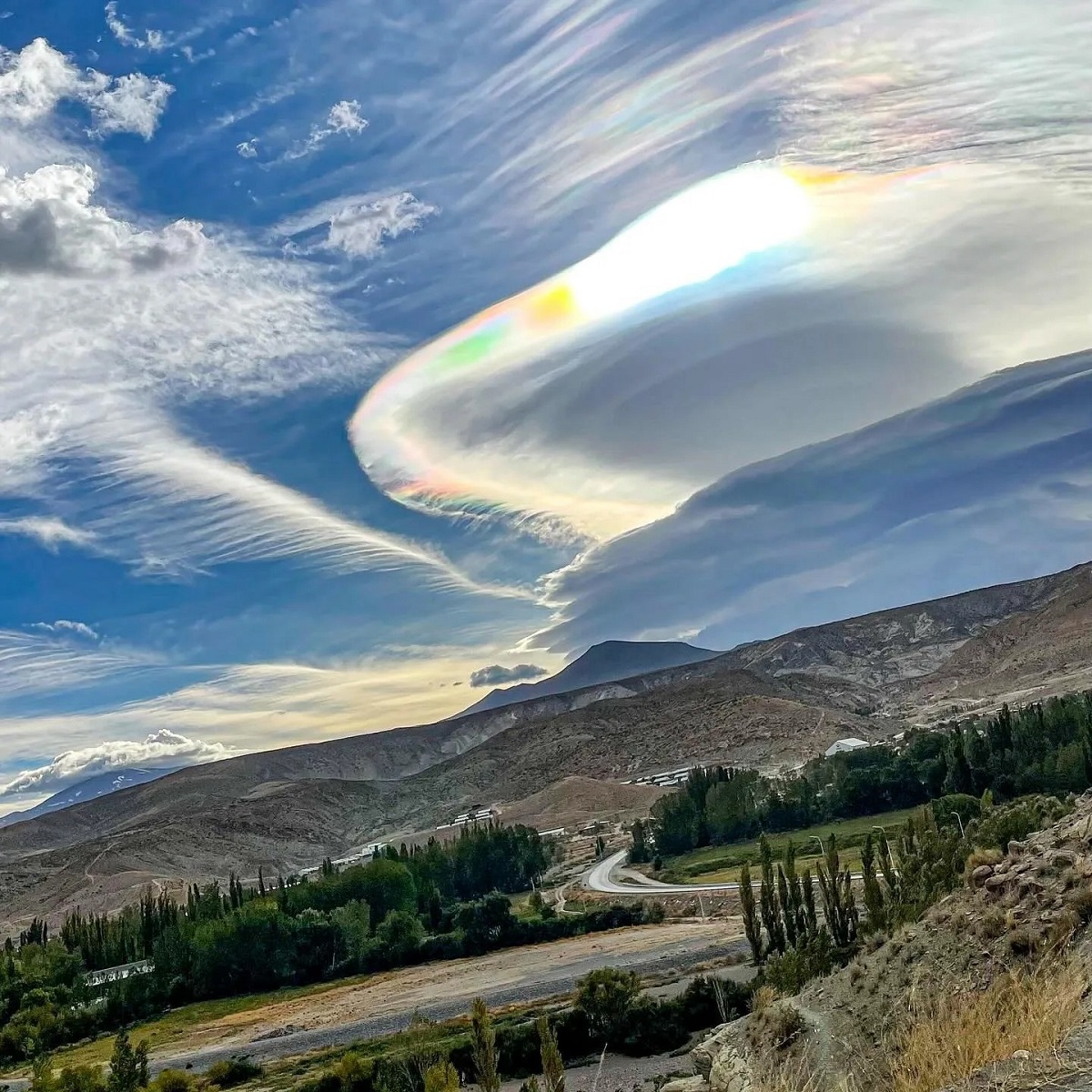 Extraño fenómeno en el cielo sorprendió a los vecinos del norte de Neuquén: de qué se trata. Foto: Martín Ortíz
