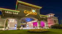 Imagen de Instalarán mesas de juego en la entrada del casino en Neuquén: «No alcanza ni para el alquiler»