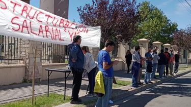 Trabajadores del casino volverán a protestar en Neuquén por aumento de salarios. Foto: Gentileza. 