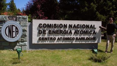 El Centro Atómico Bariloche pertenece a la CNEA y tiene un amplio predio y cientos de trabajadores en el oeste. Archivo