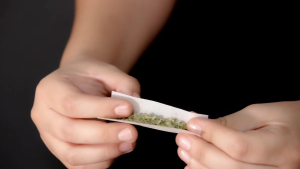 Secuestraron marihuana a dos alumnos de un colegio secundario de Cervantes