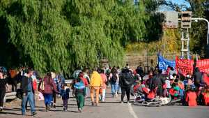 Levantan el corte en los puentes Neuquén – Cipolletti: Salud retomará las protestas el jueves en Roca