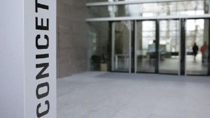 Abrazo mundial en apoyo a la ciencia argentina: “Nunca se vivió este ataque tan claro a la comunidad científica”