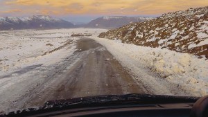 Video | Así fue el éxodo de Copahue a Caviahue entre el temporal de nieve y la furia del viento blanco: «Parece julio»