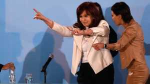 Cristina Kirchner le pidió un «golpe de timón» a Milei y cuestionó los números del Gobierno: «¿Superávit de dónde?»