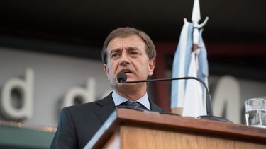 Dos senadores radicales pidieron que no les aumenten el sueldo tras la polémica sesión