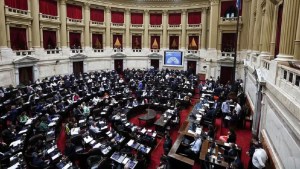Ley Bases en Diputados, en vivo: tratan Ganancias y Domingo pidió el régimen diferencial para la Patagonia