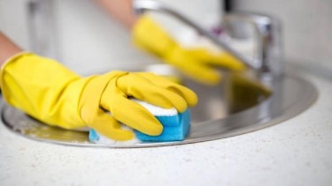 Las empleadas domésticas percibirán sus haberes de abril 2024 con aumentos.-