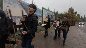 Cortaron una calle troncal de Neuquén capital, por una clase en defensa de la universidad pública