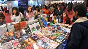 Agenda de actividades de la Feria del Libro 2024: cuáles son las principales actividades de hoy lunes 6 de mayo