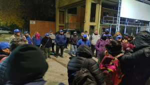 Paran las plantas de empaque de fruta en Neuquén y Río Negro luego de no lograr el acuerdo salarial