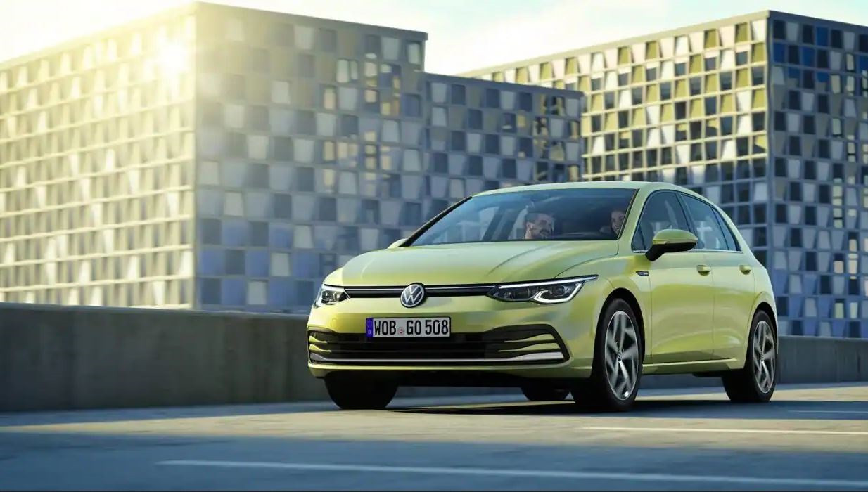Volkswagen Golf llega a su octava generación.